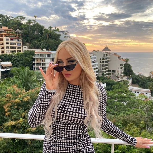 Shark tooth print black and white dress - Picture 3 of 5